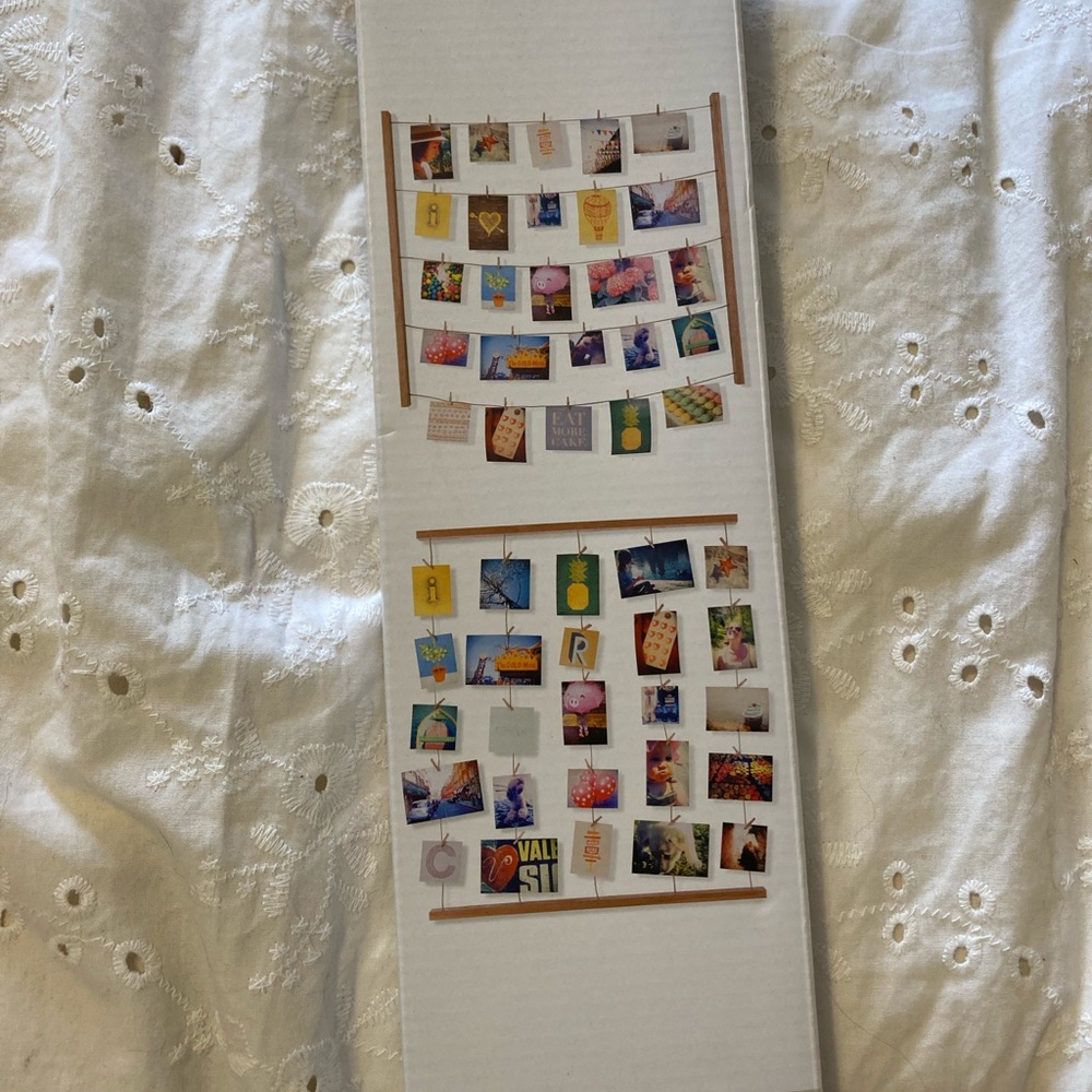PHOTO DISPLAY